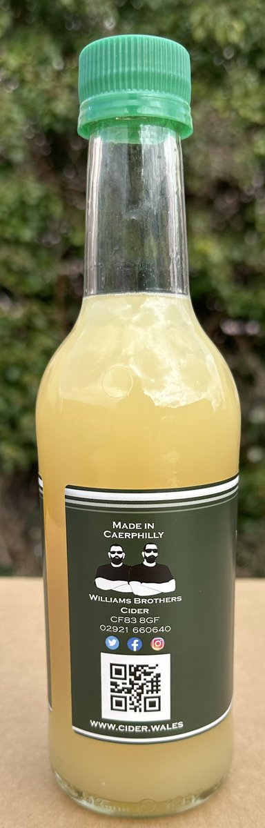 Finally got around to labelling our fabulous apple juice! What do you think of the new design???
