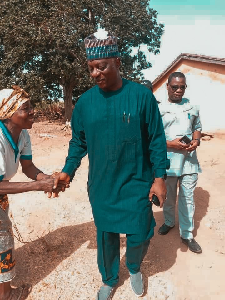 PatrickDakum's tweet photo. I just casted my vote in Adeng Polling unit, Jiblik Ward, Pankshin, Plateau. Please come out and vote if you haven’t already. Your voice matters and your vote will count. 

Let us not allow ourselves to become discouraged. Let us demonstrate to them that we have the power to reclaim our mandate and exercise our civic responsibility.