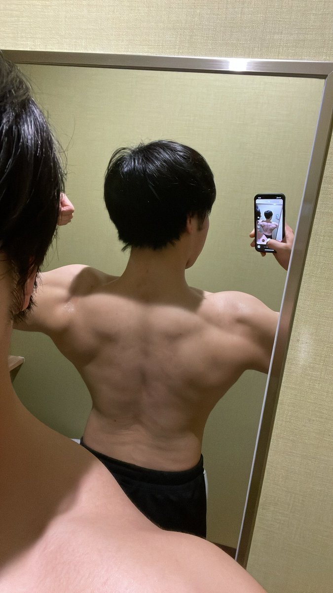 ms20010511's tweet photo. やれること毎日淡々とやるだけ
 #筋トレ  #減量  #ダイエット https://t.co/MMgkvMxrCU