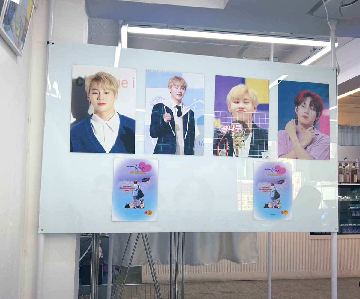 cloud21334937's tweet image. 셍톢이파는 들어오자마자 기절함ㅠ 입구부터 토끼가 반겨주고 안에 셍토끼들이 잔뜩있음 휴 너무 귀여워따…
☁️🐰💜
#오늘도_따뜻한_성운이의_봄
#하성운 #HASUNGWOON