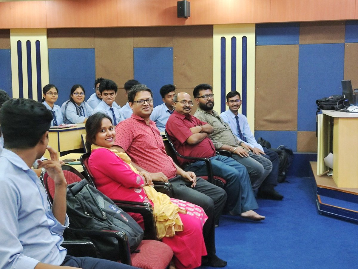 AsansolCollege's tweet image. ED Cell event "Business Quiz"  was held on 
17th March,2023
Total Nineteen team participated in the event. 
Each team consists of three students.

#EDCELL
#Buisnessquiz
#AEC
#www.aecwb.edu.in