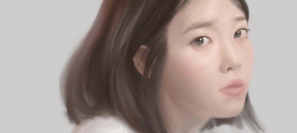 yyj_1216's tweet photo. #아이유 #팔레트 #IU https://t.co/53VS47aaN5