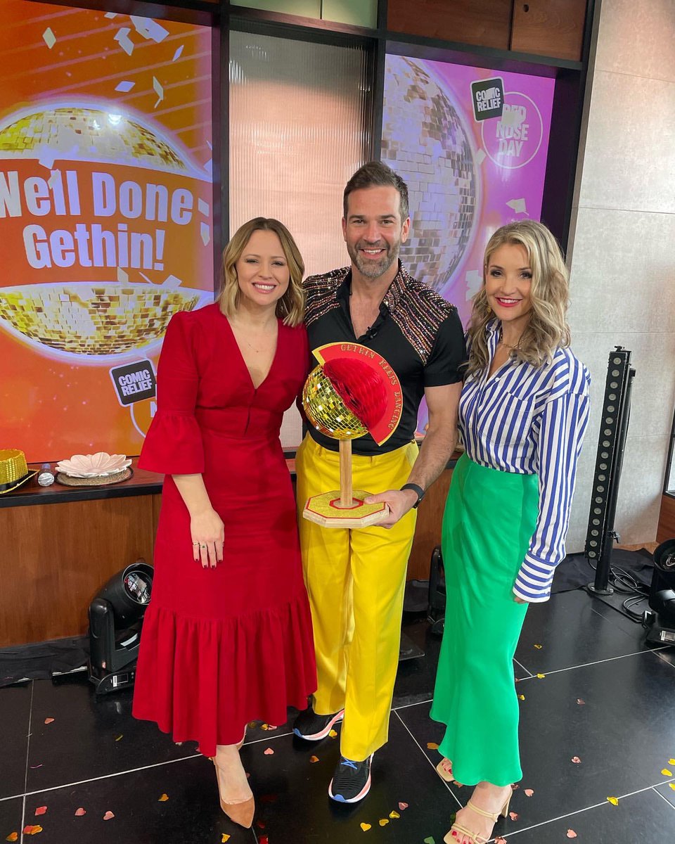 Kimba_Updates's tweet photo. … Raised over a million pounds for @comicrelief 🔴 an absolute triump! Well done my friend you’re a special one. @gethincjones ❤️🕺🏻#gethinkeepsdancing” https://t.co/rBlTSjWyya