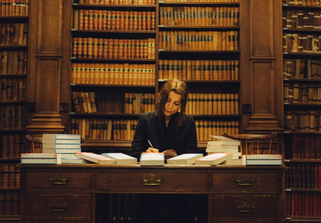 A handful of seats left for earthquake literature fundraiser with Elif Shafak and other top authors bit.ly/3YWd4I4