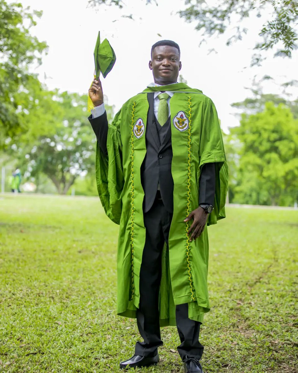 Dzoken_Official's tweet photo. They say "Education is the key to success".
If this holds, then I've got the Master Key 💃🏼💃🏼
Congrats to myself 👏🏽👏🏽 
Masters degree in Economics bagged 🤸🏾‍♂️🤸🏾‍♂️.
All Glory to God. 🙏🏽🙏🏽
Thank you GETFund for the full scholarship 🙏🏽
#PresidentPutin #LockHimUp https://t.co/MHfAP1OAaI