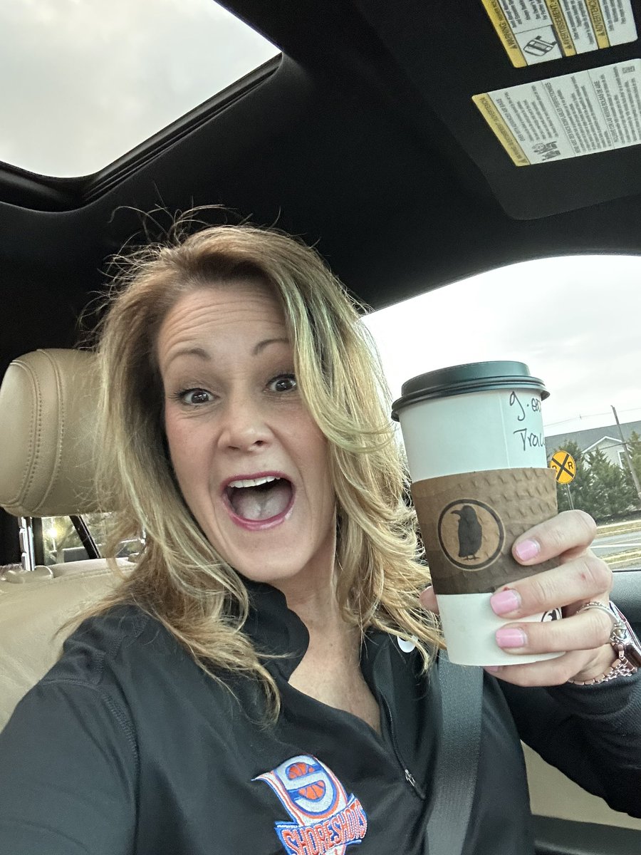 traceysabino13's tweet image. It’s that time of year… Tournament time 😃🏀‼️ #springkickoff @ShoreshotsGirls @rookcoffee