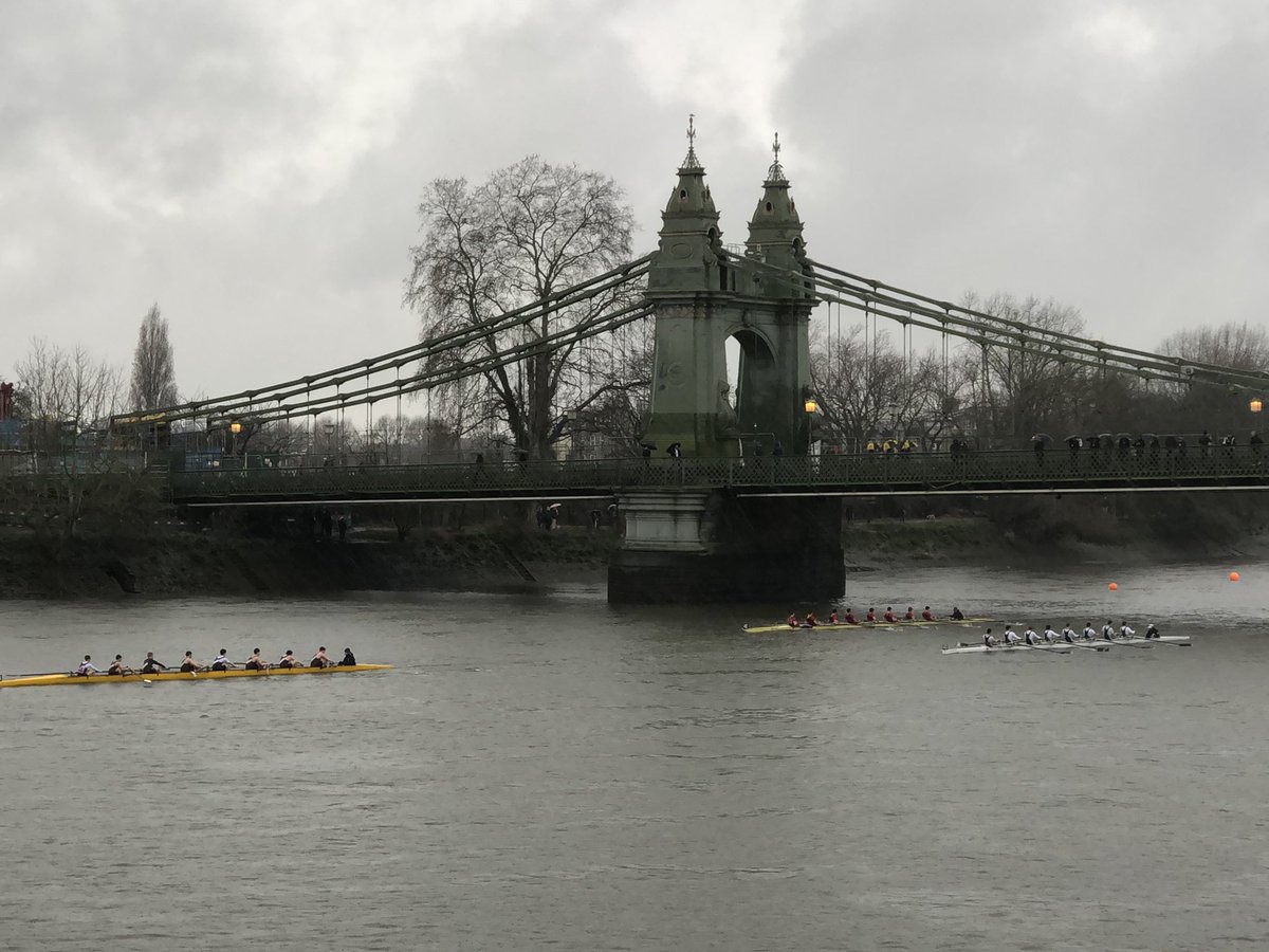 kristiinlondon's tweet photo. Pics from the Schools Head of the River race yesterday. Poor kids racing in the pouring rain for part of the course.
#Thames #Hammersmith #London #shorr https://t.co/8CkLT64EOf