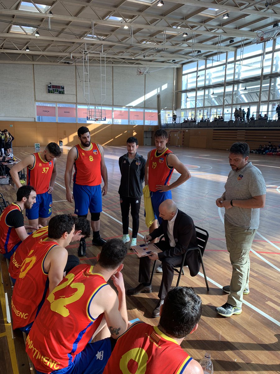 martinencbq's tweet photo. MATCH DAY🔛
⛹🏻♂️ Sènior A masculí
🏆22a JORNADA #LigaEBA
🗓️ 18/03/23
🆚 @FCBbasket
⏰ 18:30h
🛩️ Ciutat Esportiva Joan Gamper
😏⚔️ Us ho perdreu!?
#SomMartinenc #SomEBA https://t.co/zd90myiwZi