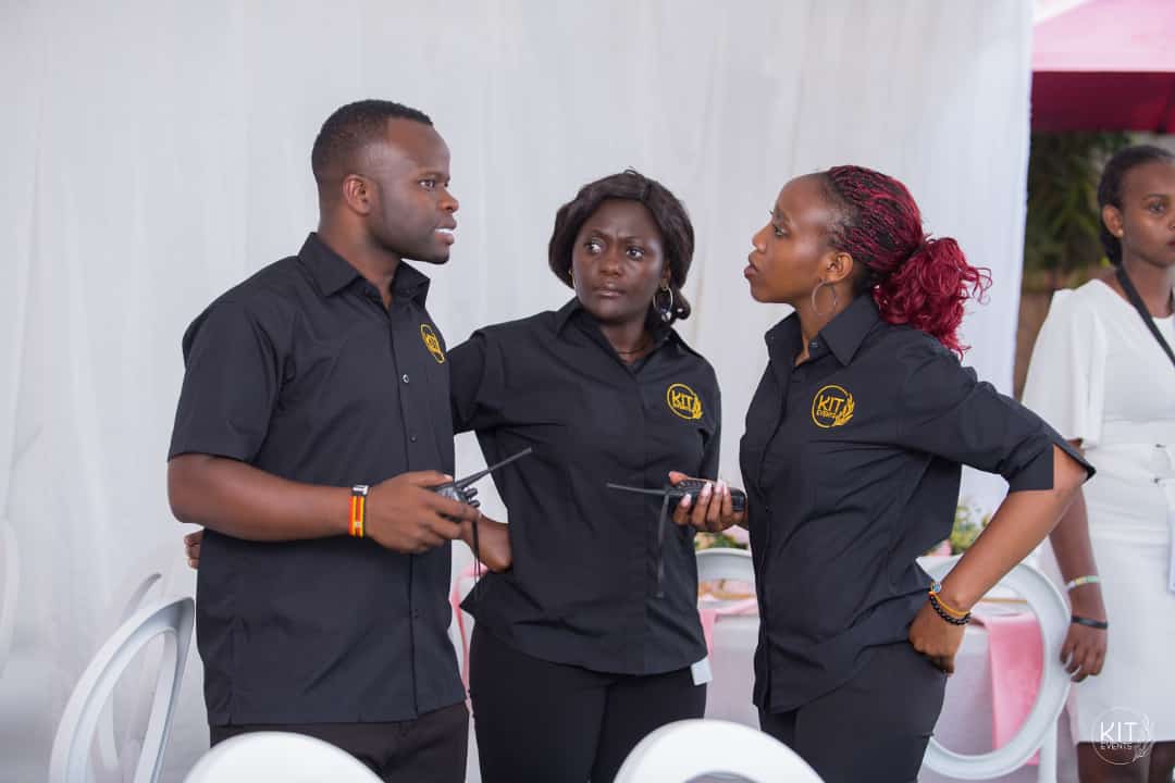 DoueHostessesUg's tweet photo. A @KitEventsUg X @DoueHostessesUg Collaboration🎉🎉
Event: Miss Patience's Graduation Ceremony
Event Planner: @KitEventsUg
Guest support services: @DoueHostessesUg
Make your Event Unforgettable with Kit Events Uganda, The most amazing Events Planner!
#KitEvents #Ushers https://t.co/78fBWeYFqT