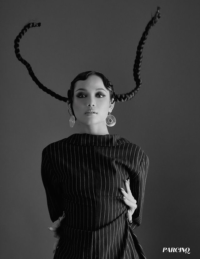 hourlybini's tweet image. 