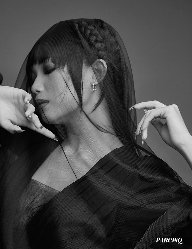 hourlybini's tweet image. 