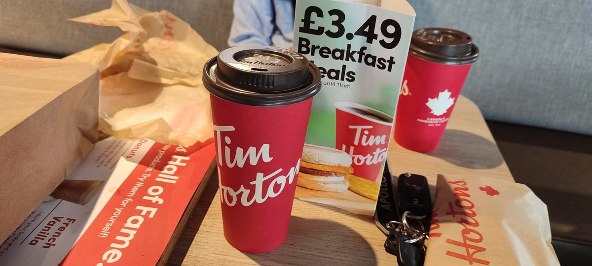 OneRedOdd's tweet photo. @timhortonsuk breakfast on Saturday is just so much better at Tim's. https://t.co/7TrBbRn3Tf