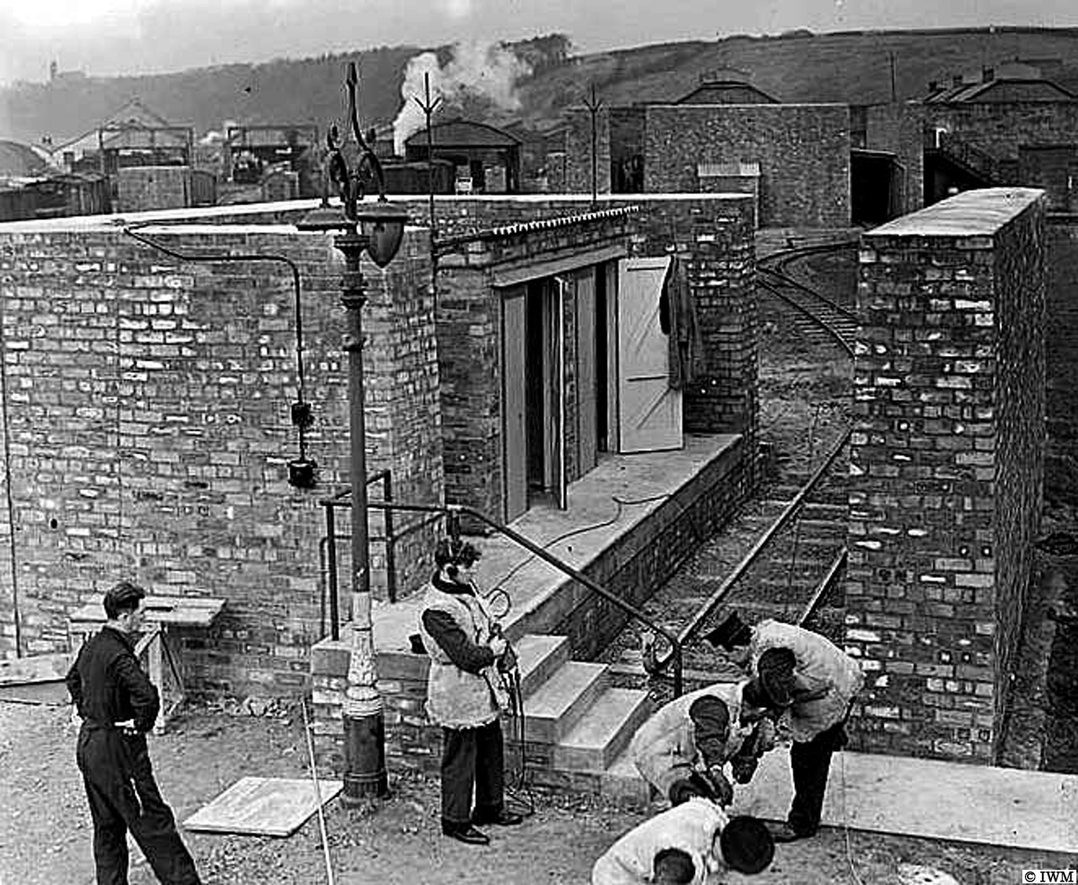 RG Poulussen on Twitter "Ingenuity. (OTD in 1944, Crombie, Fife. A