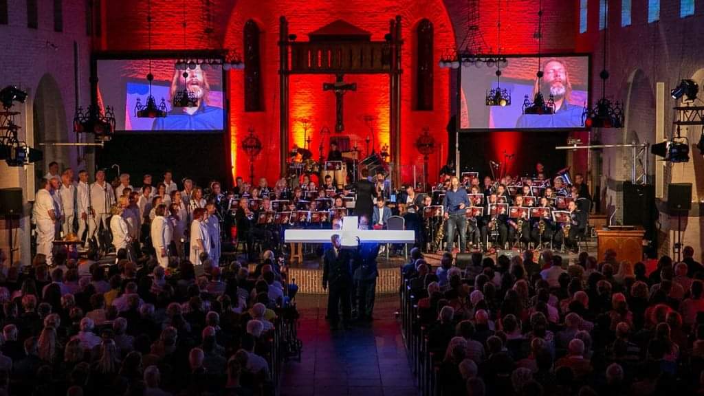 GRUUSBEKSE PASSION

De kaartverkoop voor de voorstelling van 6 april is inmiddels gestart. Er zijn ook nog heel beperkt kaartjes voor zaterdag 8 april. Wil U een kaartje(s) bel dan naar 06-48113737 of 06-52116655 of mail naar: passiongroesbeek@gmail.com

Kaartjes kosten € 12,50