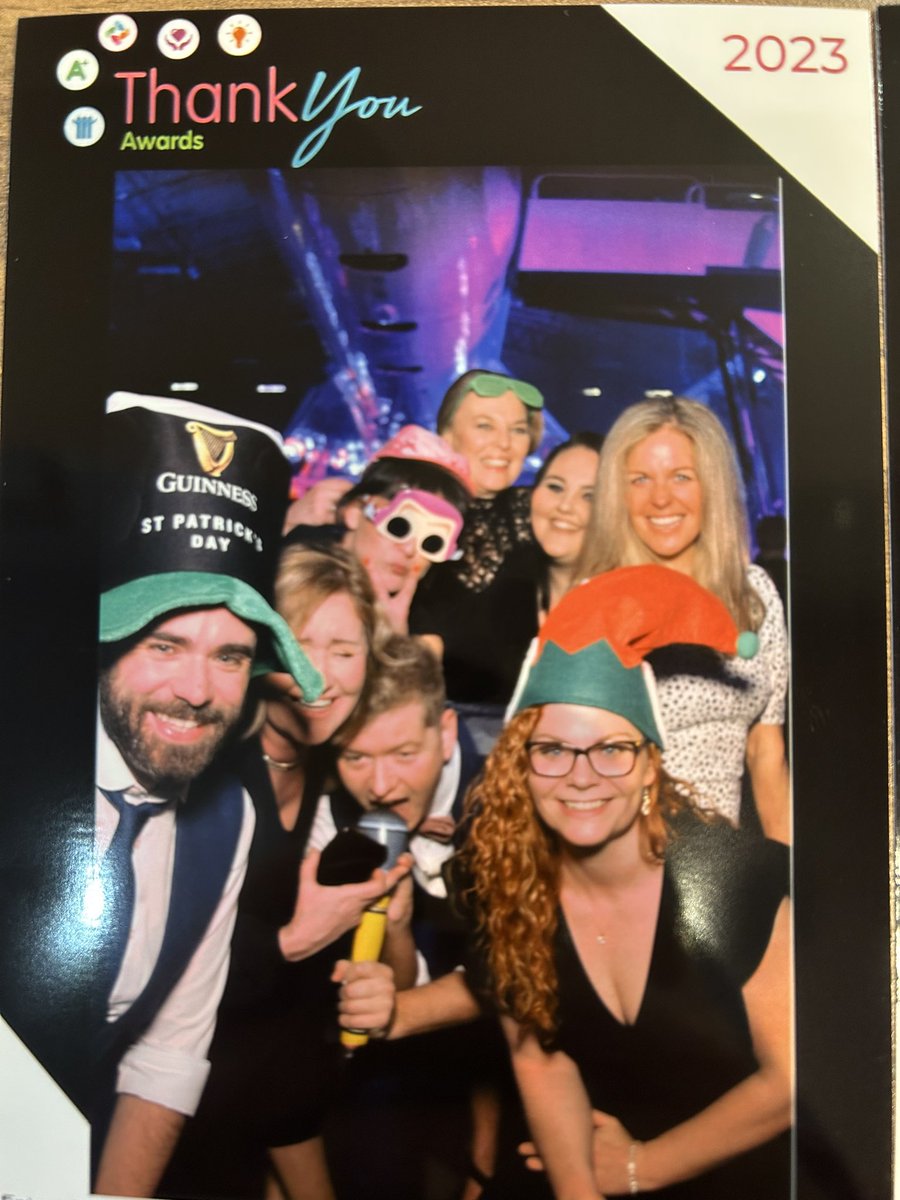 michellcooper's tweet photo. Extremely lucky to have such amazing friends/work colleagues. It’s been a tough week with the junior doctor strikes but the team spirit and camaraderie has been amazing! And to top it of the amazing SDEC team won a Thank you award! So Proud! #ThankYouWhh @WHHNHS @damian_dooey https://t.co/4bSe5sKUNG