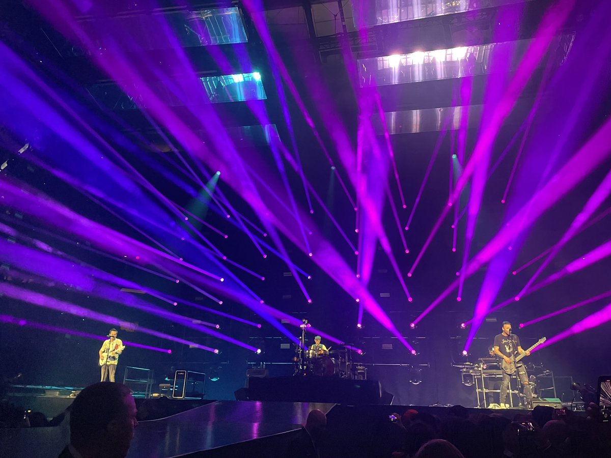 Rocio_seoane's tweet photo. Muse https://t.co/W465IIlmbJ