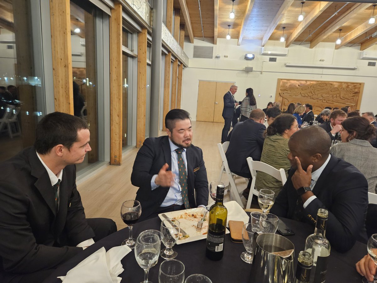 NuffieldIreland's tweet photo. Where would you get a Chilean, Japanese and Zimbabwean agri-experts discussing the future of agriculture over dinner and a glass of wine? At #Nuffield #CSC2023, of course! Our table also included one more Chilean,  two French people, a Brazillian and an Irishman. @NuffieldCanada https://t.co/QZGEKAk6gQ