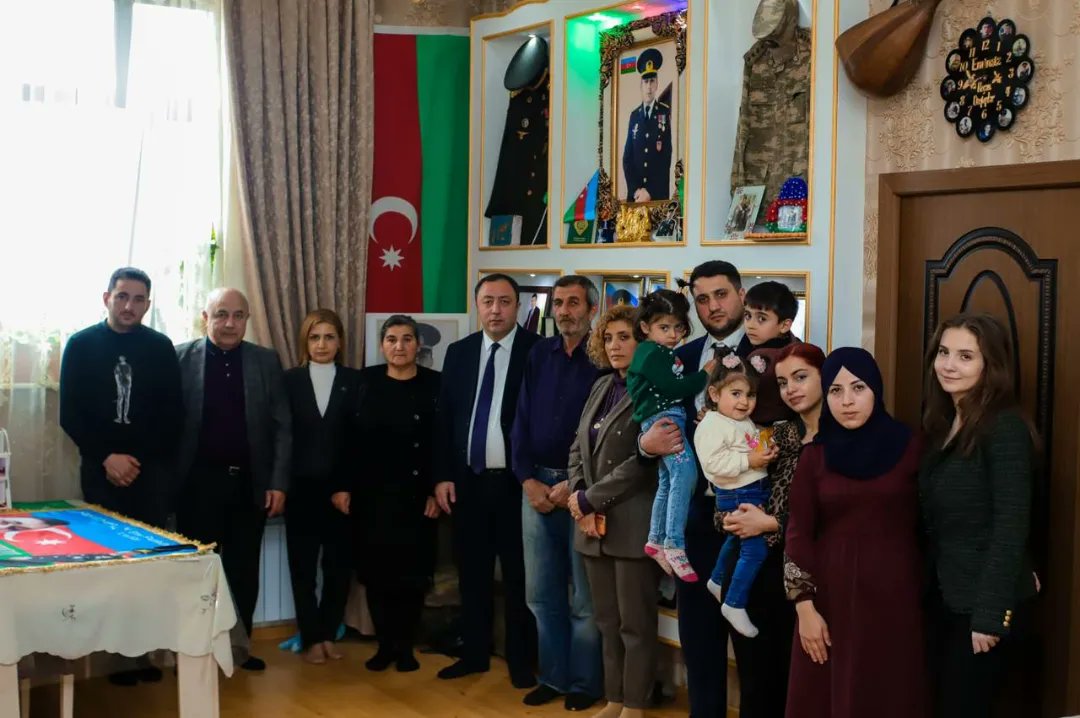 AzYuks's tweet photo. Azərbaycan Yüksəliş Partiyası bölgələrə səfərin ikinci günündə Ermənistanla sərhəddə yerləşən Tovuz rayonunda olub. 

https://t.co/PdModnDXIY https://t.co/PzpN9sVA1L