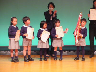 marian_kons's tweet photo. 2月25日(土)京都国際交流会館にてスピーチコンテストをおこないました。

午前午後の二部構成となりましたが、緊張しながらも全員しっかり発表できました。みんな本当に一生懸命がんばりました！

#京都 #インターナショナルスクール #プリスクール https://t.co/gxjWDYO7dL