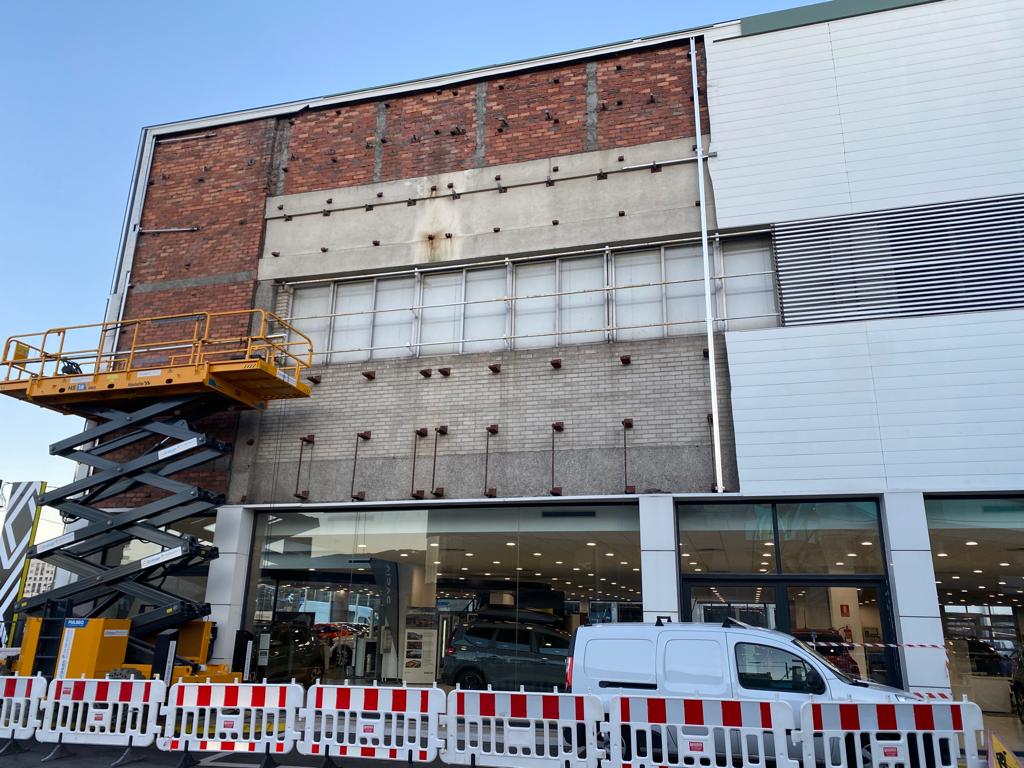 NortapIngeniero's tweet photo. 📸 Reforma de #Fachada del concesionario Dacia en #Vigo (Pontevedra).
📚 Proyecto y Dirección de Obra: NORTAP INGENIEROS S.L.
#nortapingenieros #proyectos #ingenieria #asistenciatecnica #ingenieriaindustrial
#dacia #rodosa #rofervigo
#vigo #galicia https://t.co/0OEZfjp9R5