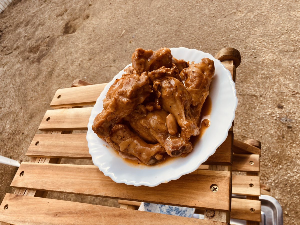 DRZ83844329's tweet photo. 兄ちゃんが何やら美味しそうなソースをGETしてきた ww😁
#Jack_Daniel https://t.co/sNfBbUOu61