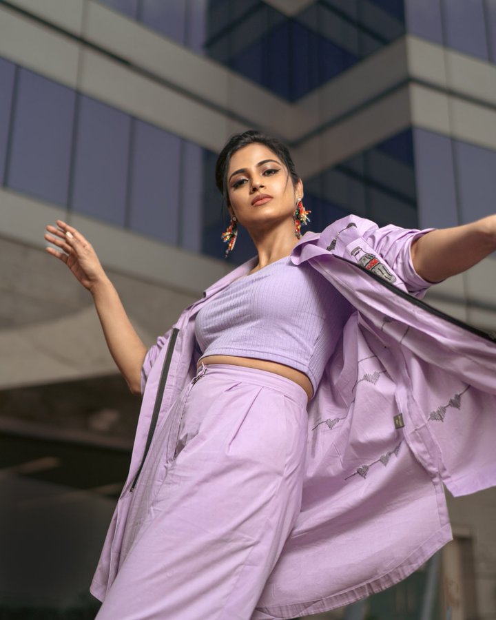 FrfHdTNaIAE-SsI?format=jpg&name=900x900