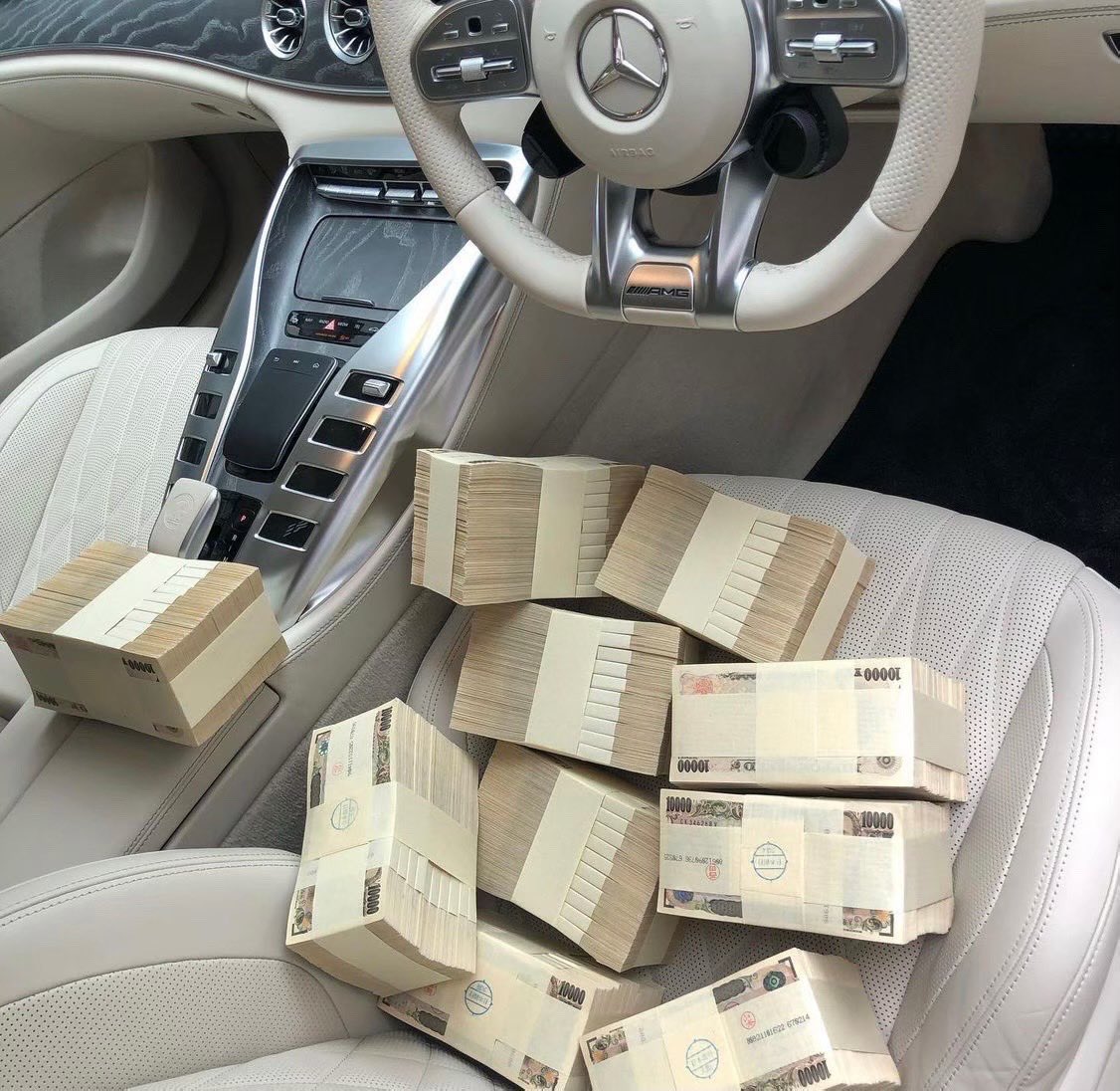 非常にめんどくさいけど
2億円配り終えました。

40億円追加したので
本日中に受け取りたい方は
【いいね】のみで大丈夫です。

100万程度でよければすぐ振り込めます。
プロフ確認してる人は100%受け取れます。
ビットコイン、現金、paypay
お好きな配布手段をコメントで教えてください。