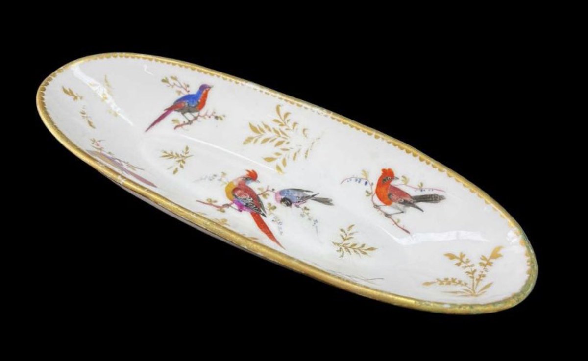 NantgarwCW's tweet photo. More Nantgarw porcelain on its way back to where it was made over 200 years ago.This is a rare London decorated pen tray with the impressed Nantgarw mark
Purchased with the help of a grant from the Angelicat Trust
#nantgarw #welshporcelain #softpasteporcelain #aurgwynogymru https://t.co/iHT95dNK7j