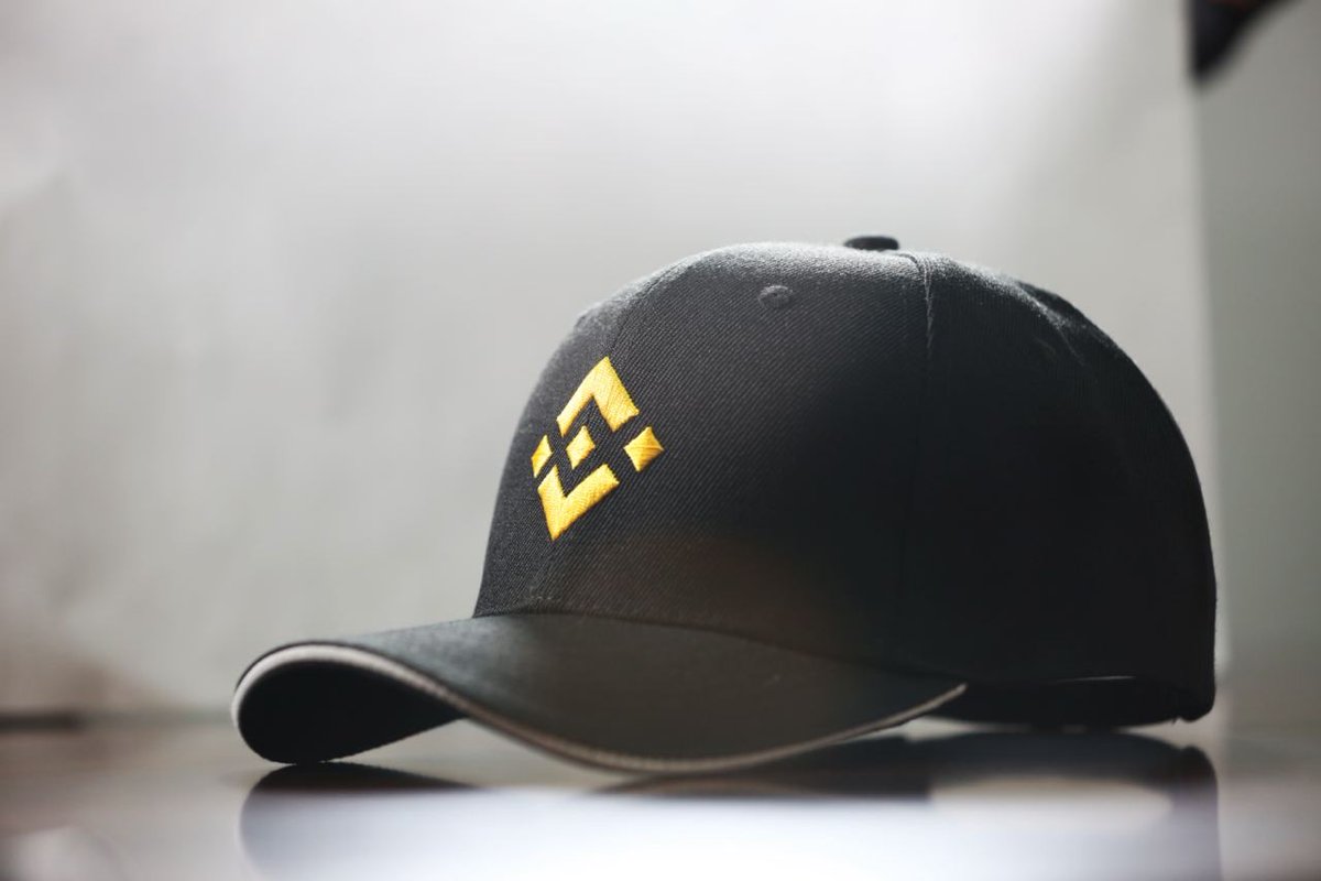 送 #Binance 周边活动
1. 抽送币安三件套（手提袋+帽子+双肩包三件为一整套礼物🎁）
规则：三连：关注我+转发+评论这条推任何内容
48小时机器开奖
2.走邀请链接注册账号，私聊我
币安邀请链接（自动返20%手续费到你账户）：accounts.binance.com/zh-CN/register…
#Giveaway #抽奖 #币安周边抽奖