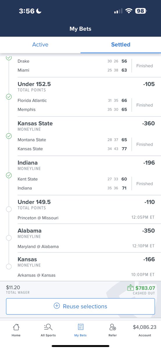 PicksIssa's tweet photo. Easy 4k off March madness 🫡. Thank you FanDuel. #FanDuel #prizepickscbb #marchmaddness https://t.co/PUbUN6cHRI