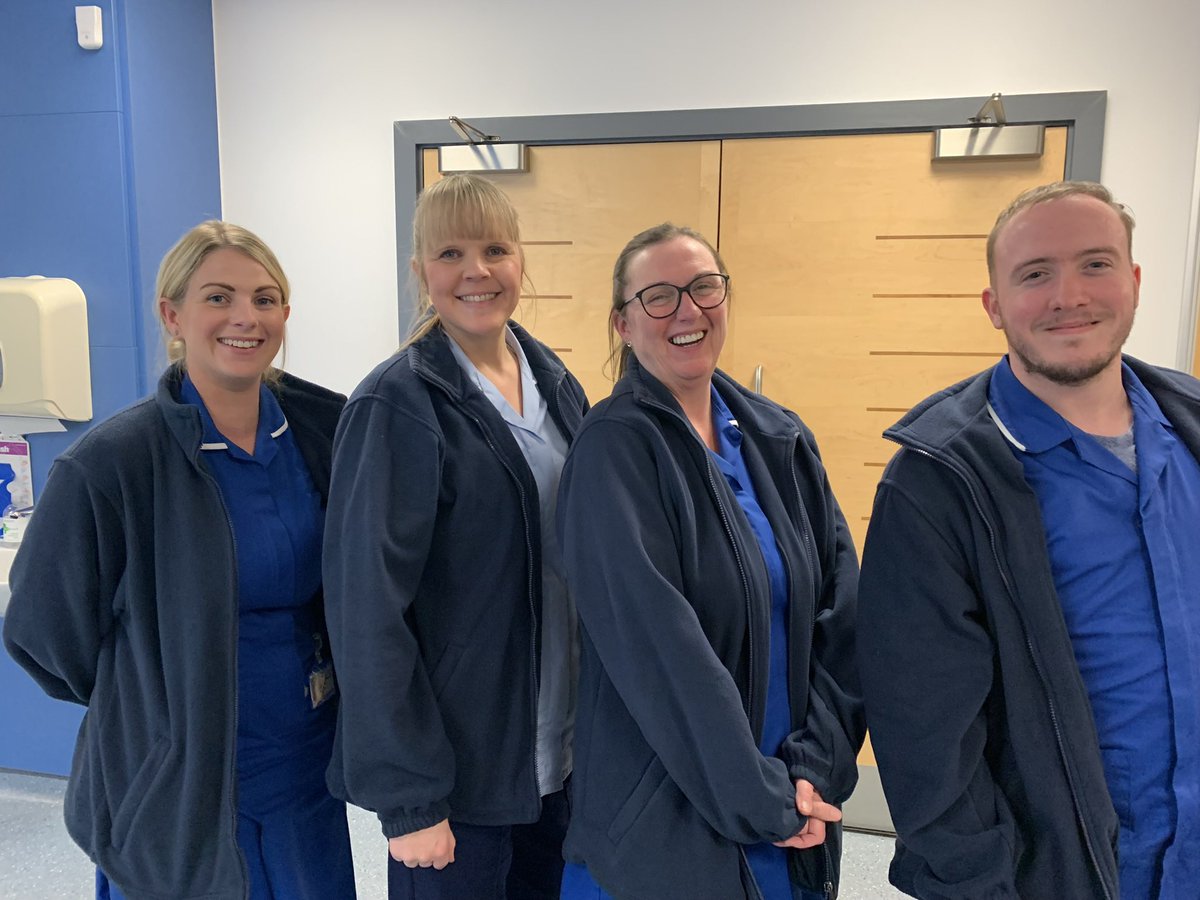 OldhamRoom's tweet photo. @Michell25211234  and the team @OldhamRoom would like to welcome our newest members with a mix bag of community, hospital and new to the career Claire, Lynsey, Paula &amp; Oscar. @OldhamCO_NHS @NCAlliance_NHS https://t.co/DTzZYJCrRW