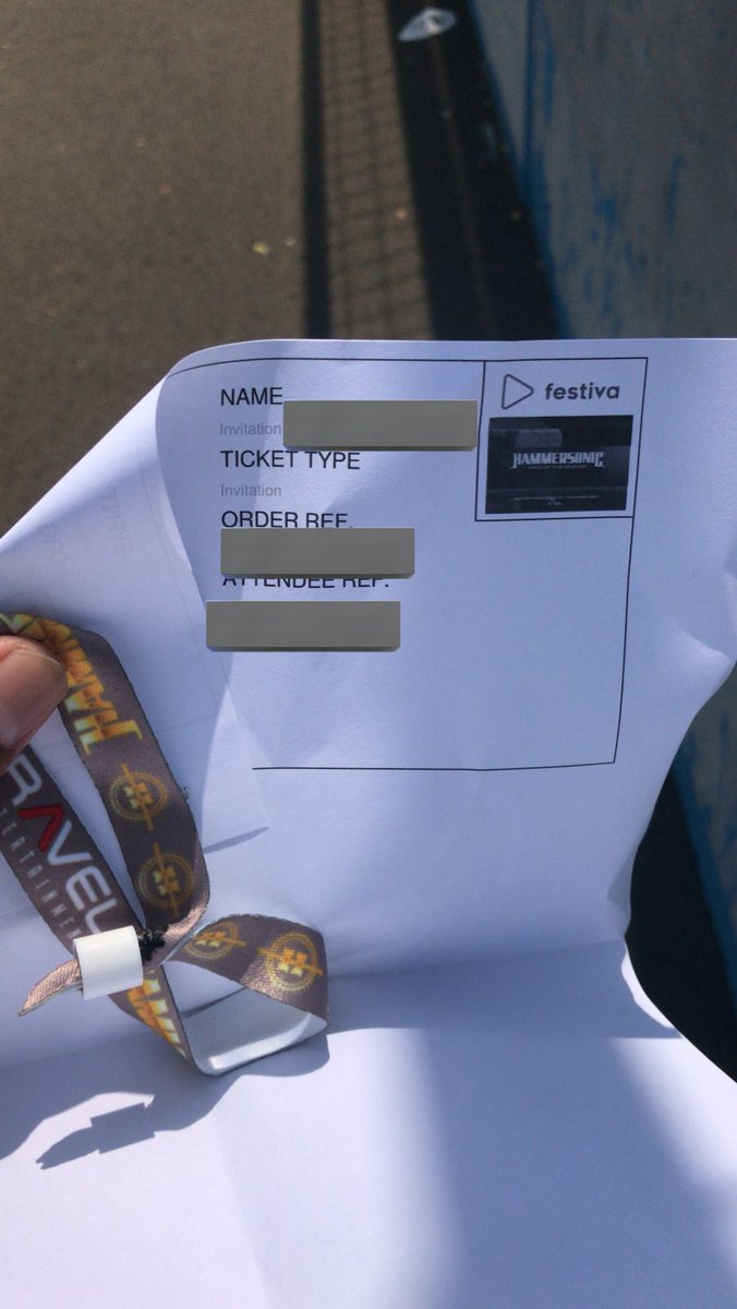 icobronx's tweet photo. jual tiket hammersonic 1,8 jt nett. langsung masuk ktmu di venue sore ini. thankss https://t.co/nwsuqRJ9Dz