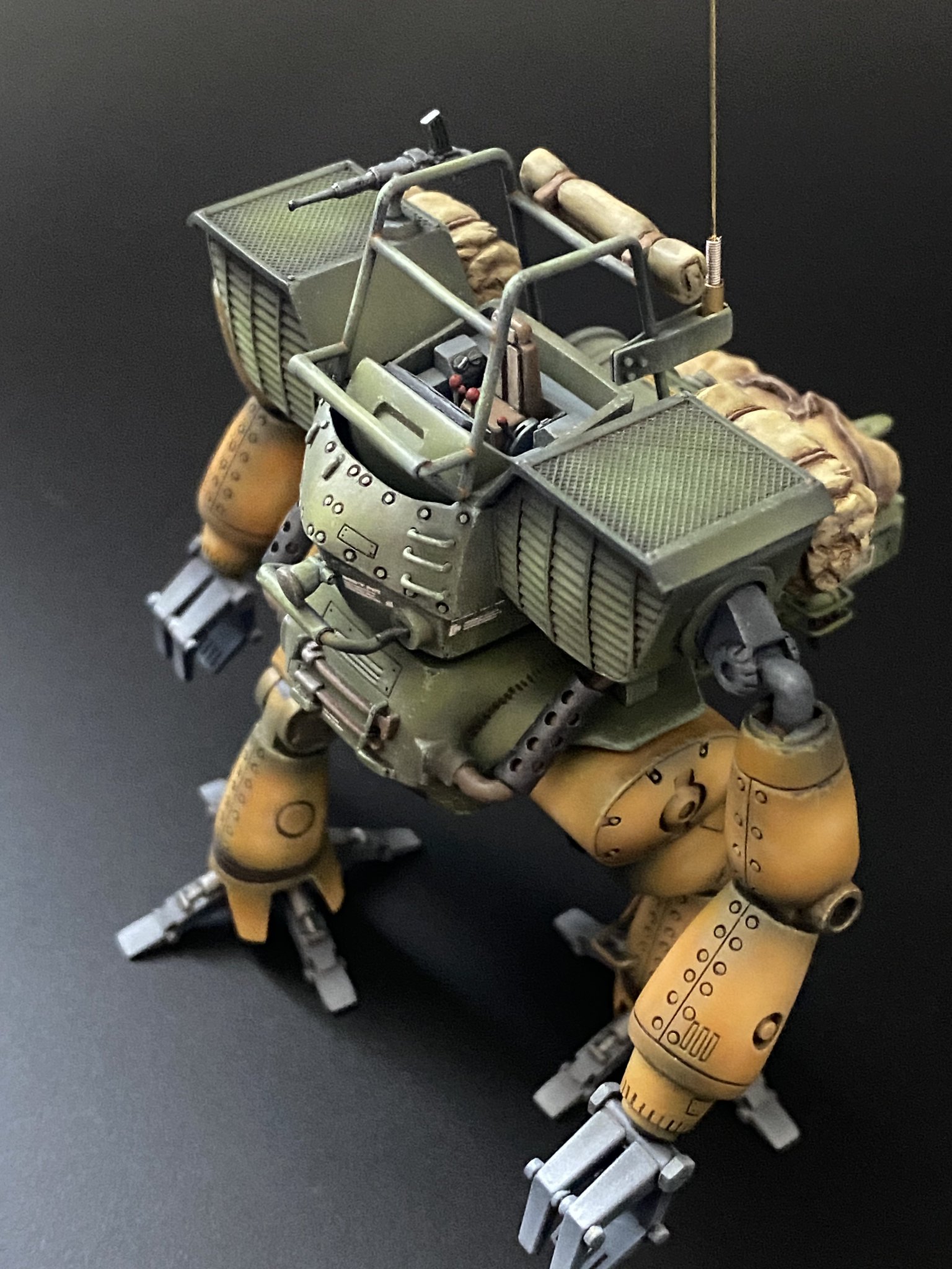 FrfPk8YacAEDXvQ.jpg:large