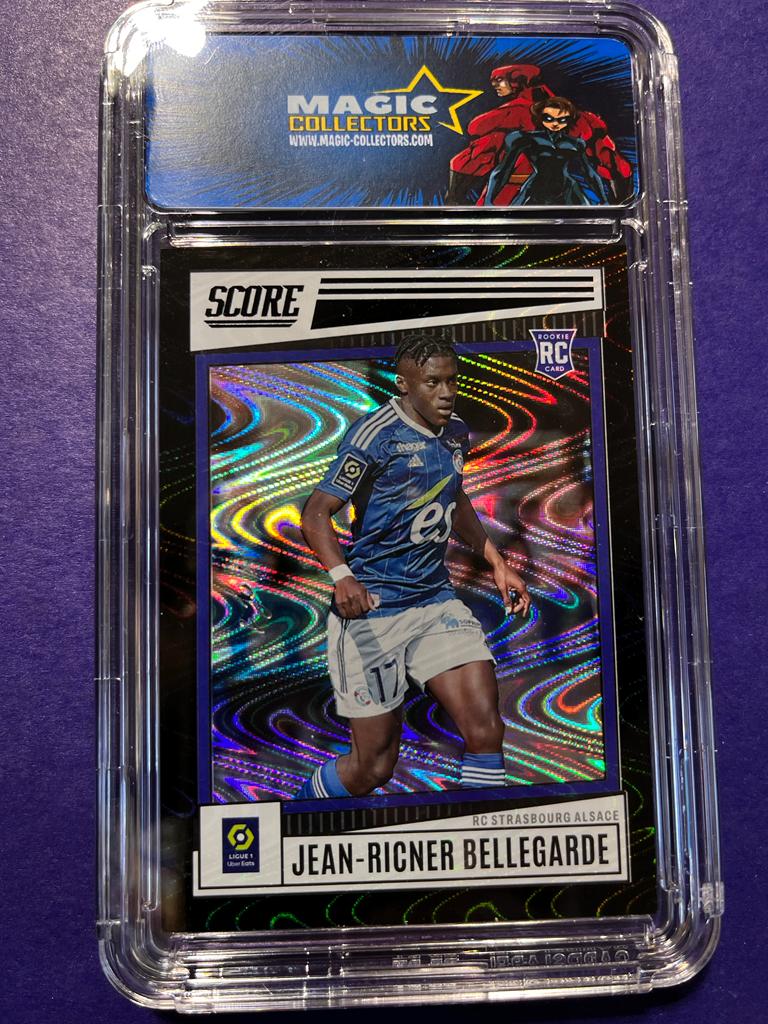 MCollectorsMars's tweet photo. PULLED ! Tirage 1 of 1  @RCSA @Bellegarde_Jr ! #Paniniscoreligue1 #rare #Panini le précieux est mis a l'abri avec #beskard @Cardslabel ! #Rcsa #collector #uniquecard #footballcards #soccercards 
Box &amp; fat packs disponibles chez @MCollectorsMars Hotline 04 42 32 13 36. #Aubagne https://t.co/mr6miTamRw