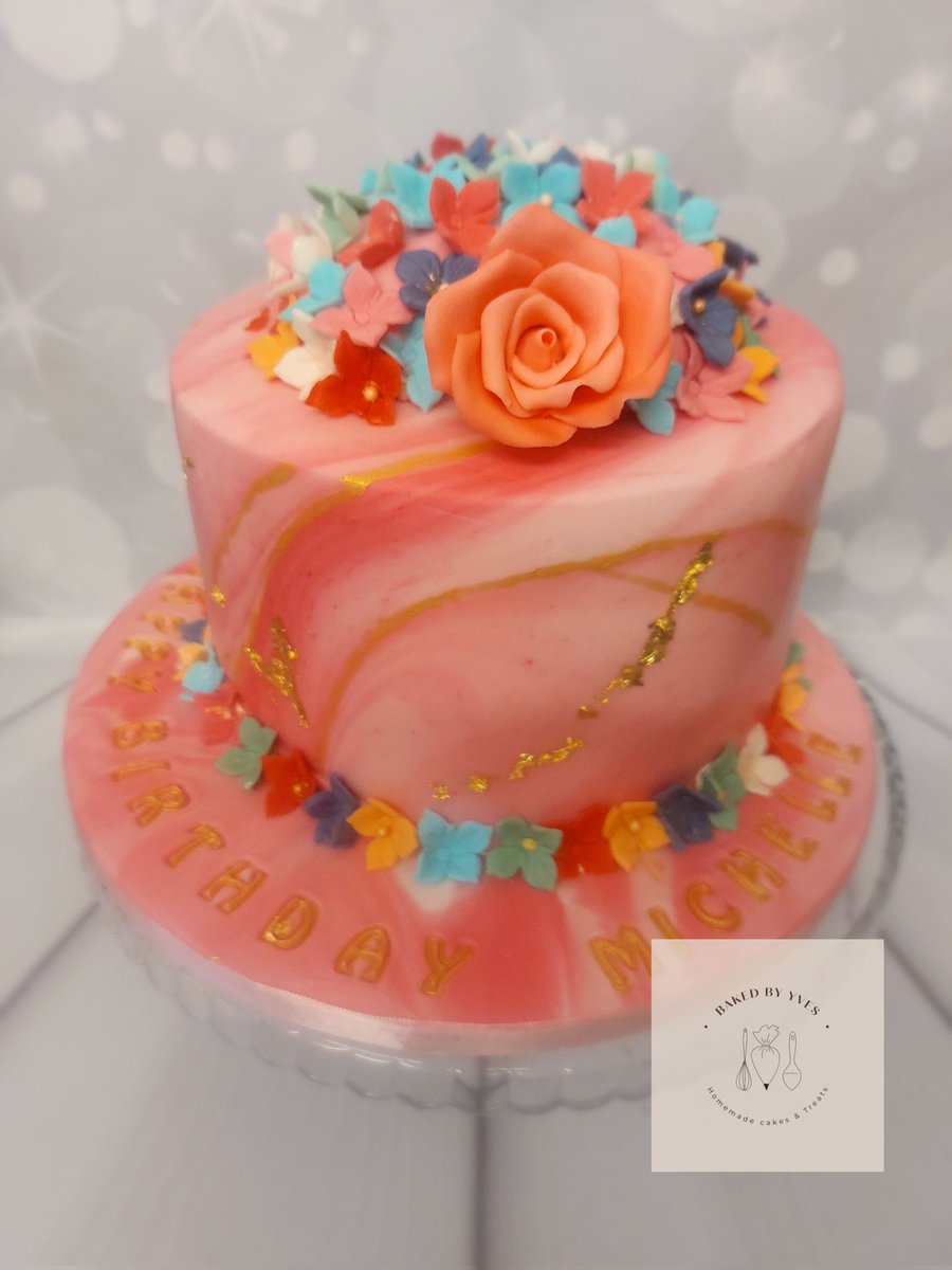 BakesByYves's tweet photo. Absolutely enjoyed making this, I have called it Spring Glow cake 😁 #bakedbyyves https://t.co/4Q0fmoC4AS