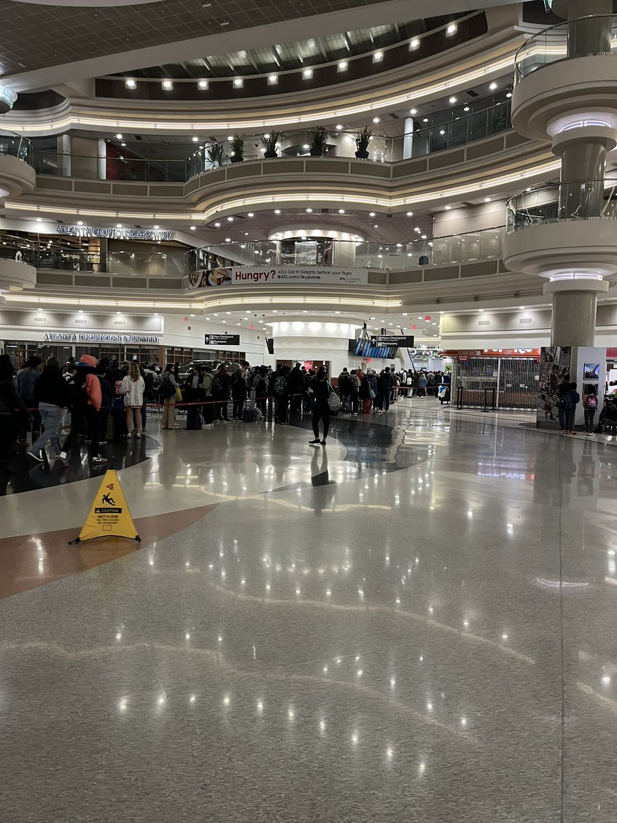 iluvhuzz tweet media