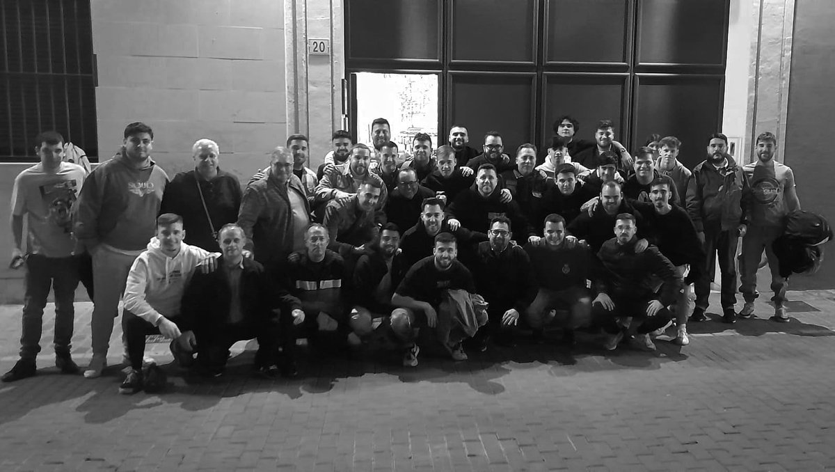 Mesapollinica's tweet photo. Comienza la cuenta atrás...

Ayer tuvo lugar el último ensayo de Hombre de Trono de Nuestro Padre Jesús a su Entrada en Jerusalén. 

En 15 días será Domingo de Ramos.

#DomingoDeDios https://t.co/ZQtksB7O9Q