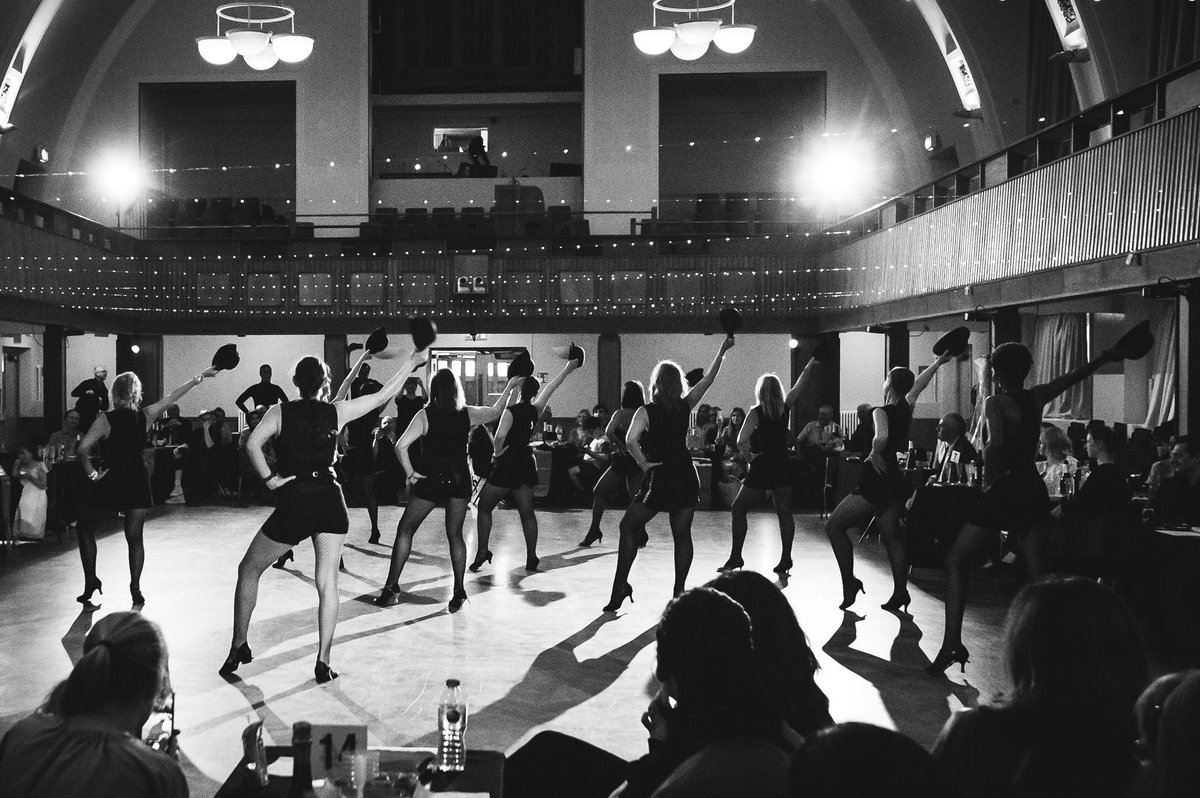ForeverDanceUK's tweet photo. Gala Ball is coming! May 12th @ForeverDanceUK More details soon.

#danceclassesnorthlondon #salsalessonsnorthlondon #danceclassesbarnet #dancingclasses #dancesouthgate #dancestudiosnorthlondon #bachatabarnet #latindanceclasses https://t.co/1cK4v7NKQP