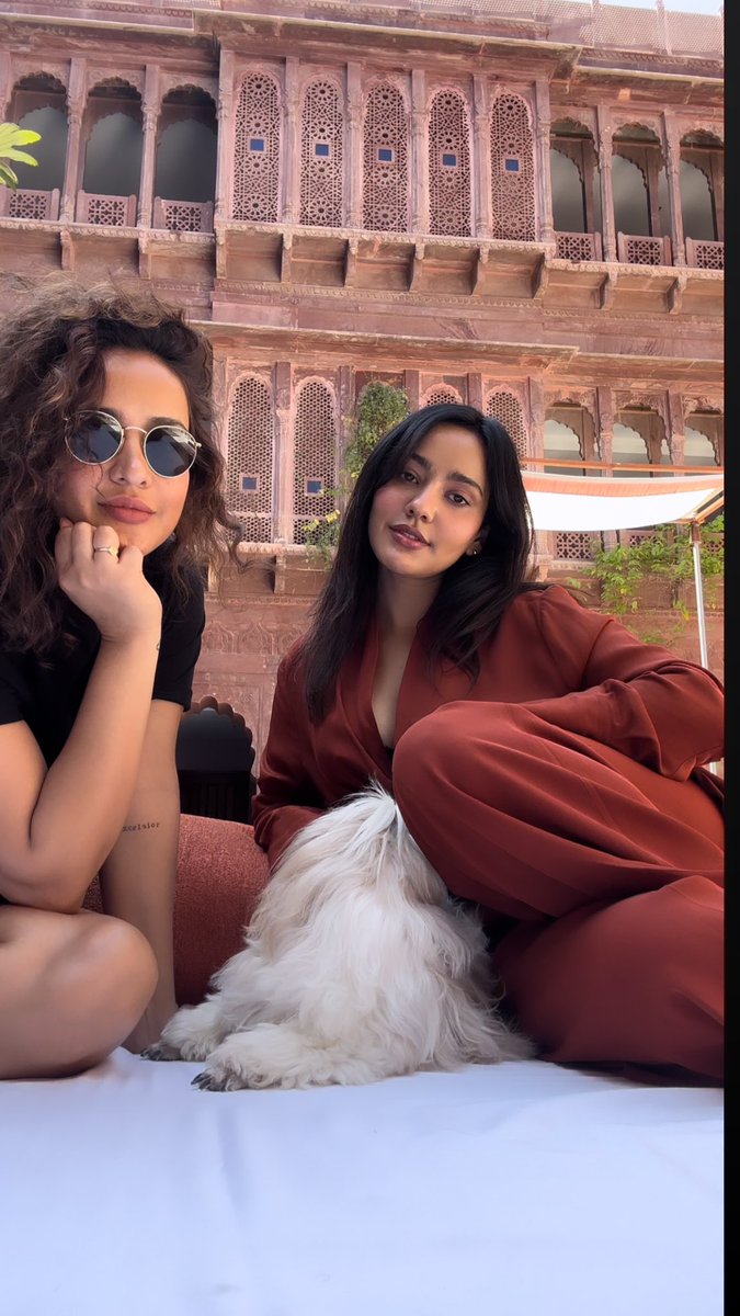 Neha Sharma tweet media