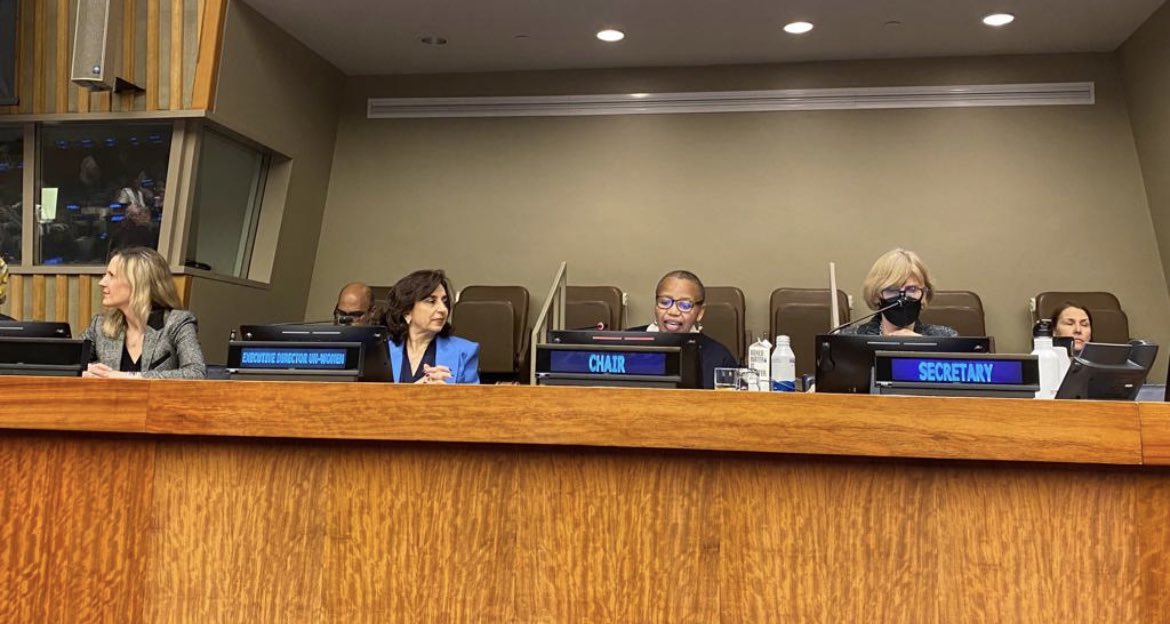 ADOPTED BY CONSENSUS🙌

We now have #CSW67 agreed conclusions on innovation &amp; technological change &amp; education in the digital age for gender equality &amp; empowerment of women &amp; girls!

Thank you <a href="/UN_Women/">UN Women</a> &amp; <a href="/ArgentinaUN/">Argentina en ONU 🇦🇷🇺🇳</a> for steering us through both in the very late &amp; early hours