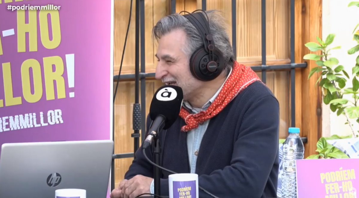 jcfortea's tweet photo. #Fallas2023 #FallesAPunt  #Falles23 
Entrevistes recomanables per a escoltar.
1)
@apuntnoticies 
Gil Manuel Hernández https://t.co/iZ8U9HvaEw
2)
@PodriemMillor Paco Pellicer.
https://t.co/p2UJuSuLRP https://t.co/xarpQPAC9w