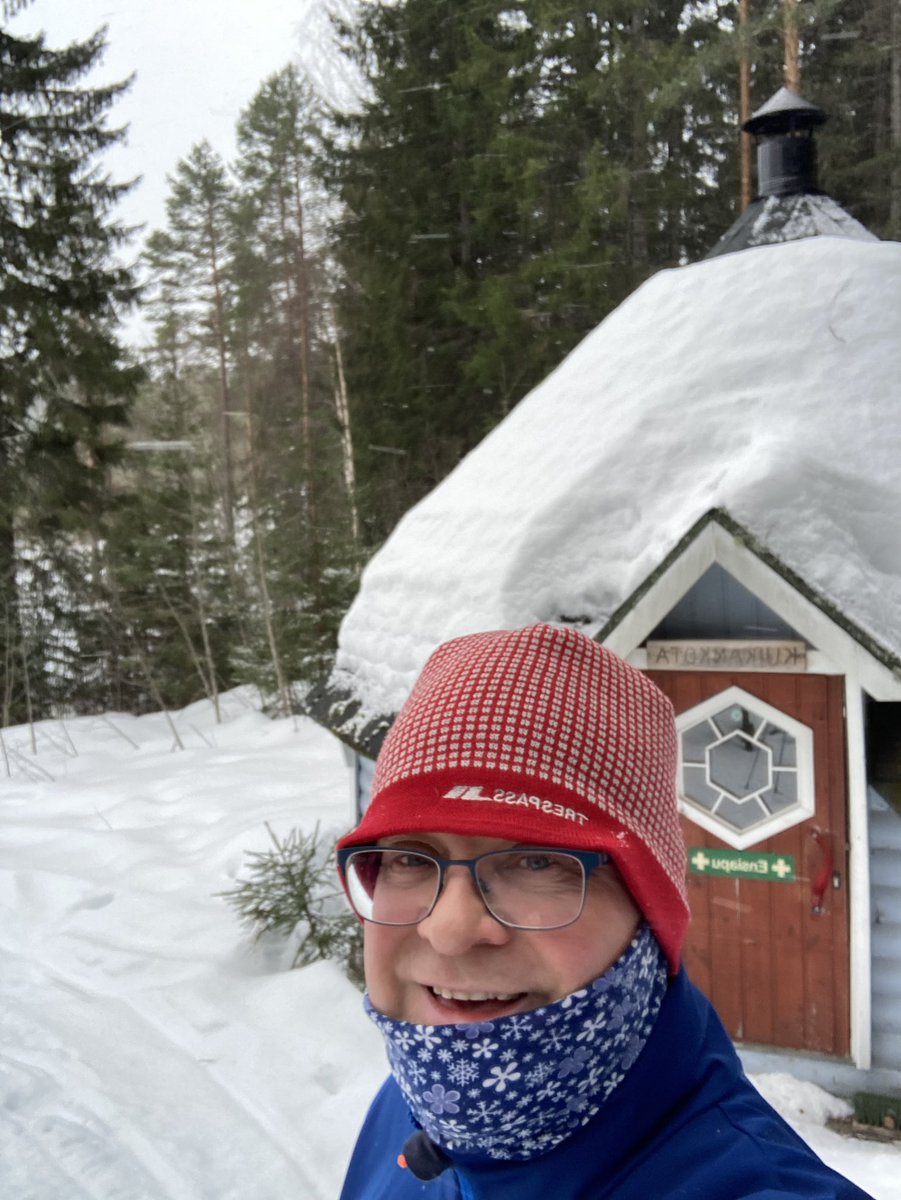 AkiPuustinen's tweet photo. Silimänkiäntäjä Kuikka Koposen jäljillä #kuikanmaja #pertsaa https://t.co/cIsEw3JAXP