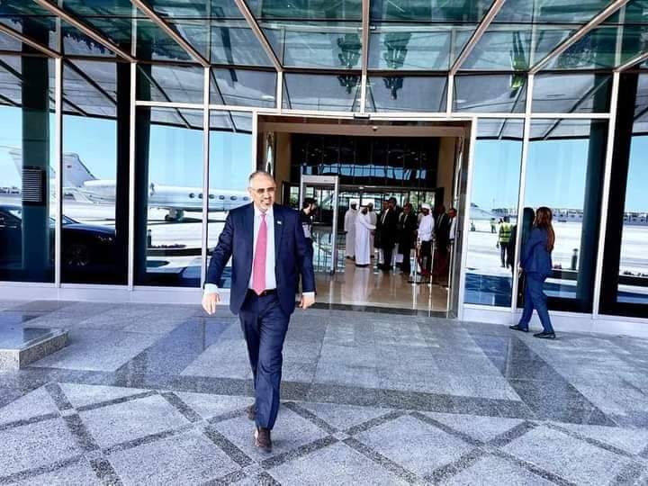 وفقك الله وسدد خطاك الرئيس إلى روسيا والحافظ الله