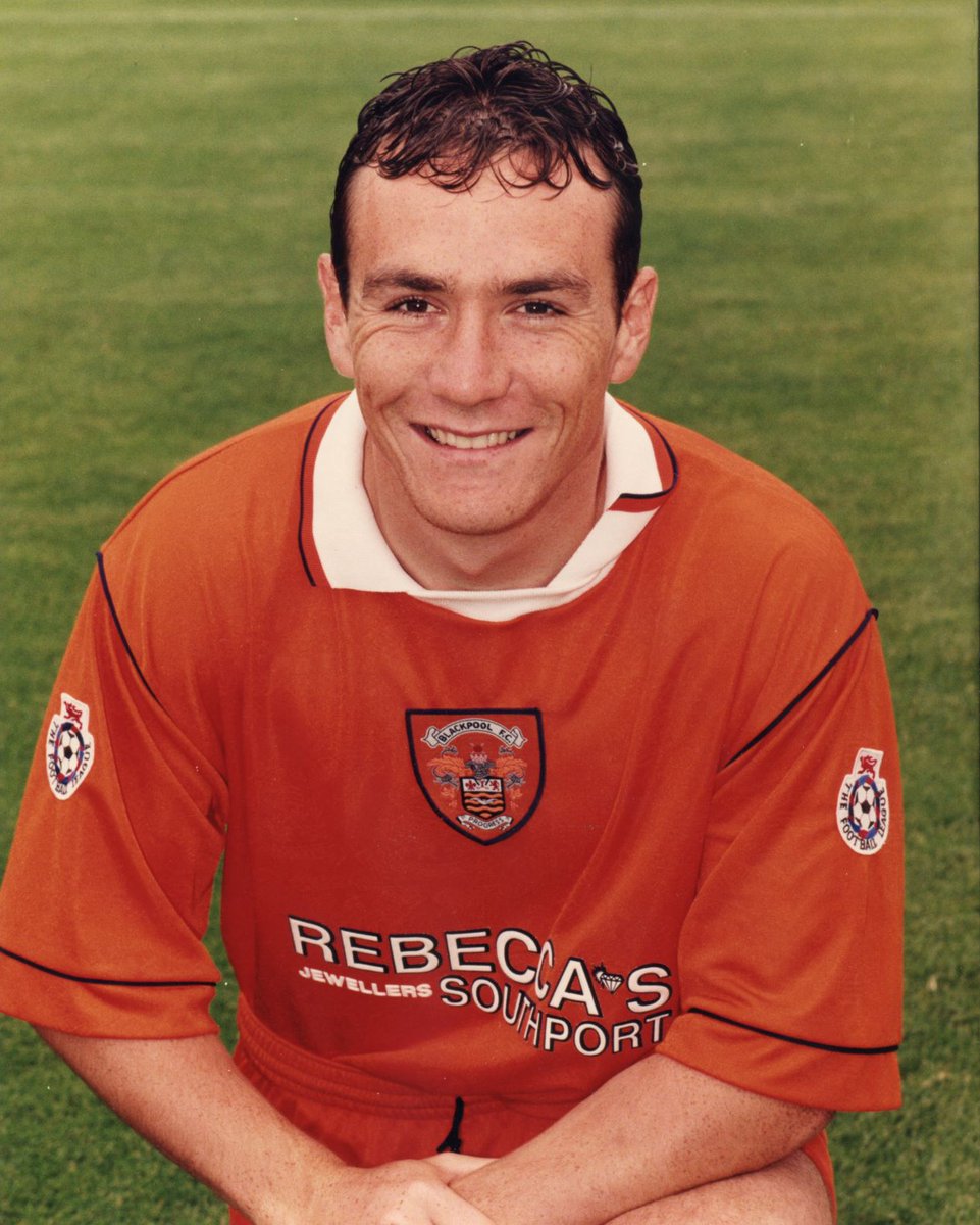 BFC_ExPlayers's tweet photo. Happy 51st Birthday today to former Pool midfielder & top fella .... Mickey Mellon
Hope you have a great day Mickey !
πππβ½οΈππ΄σ §σ ’σ ³σ £σ ΄σ Ώπ
#TopMan
#LovedHisTimeAtBFC
#LovesTheCelts https://t.co/oH2Gqi9RKn