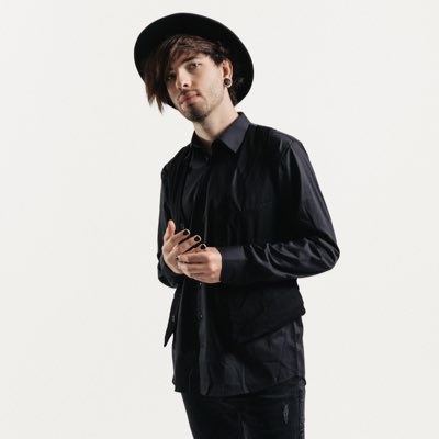 Andres__Navas's tweet photo. #NuevaFotoDePerfil https://t.co/WuEnemY87O
