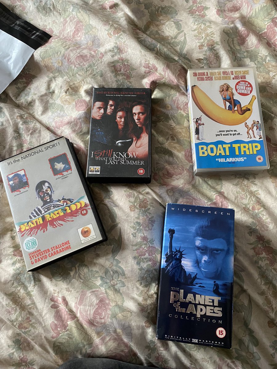 #vhs #newpickups #vintage who’s seen these? 😎🔥😂🙅‍♂️🙅‍♂️📼🙅‍♂️🙅‍♂️📼📼😂😂😂📼😎😎🔥😎😎💯