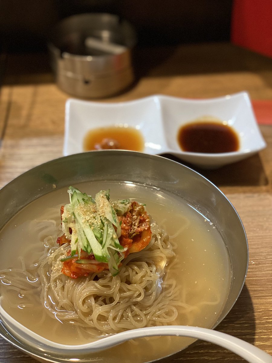 futabaseimen's tweet photo. ここ最近冷麺しか食べてないです。

絶対に太ります…

勉強の為に。 https://t.co/CbuTlVDKxG