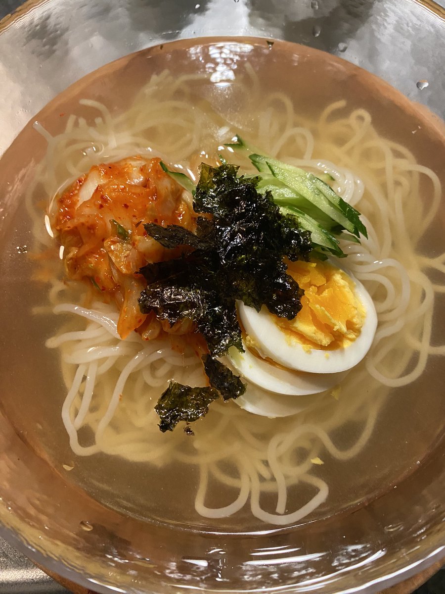 futabaseimen's tweet photo. ここ最近冷麺しか食べてないです。

絶対に太ります…

勉強の為に。 https://t.co/CbuTlVDKxG