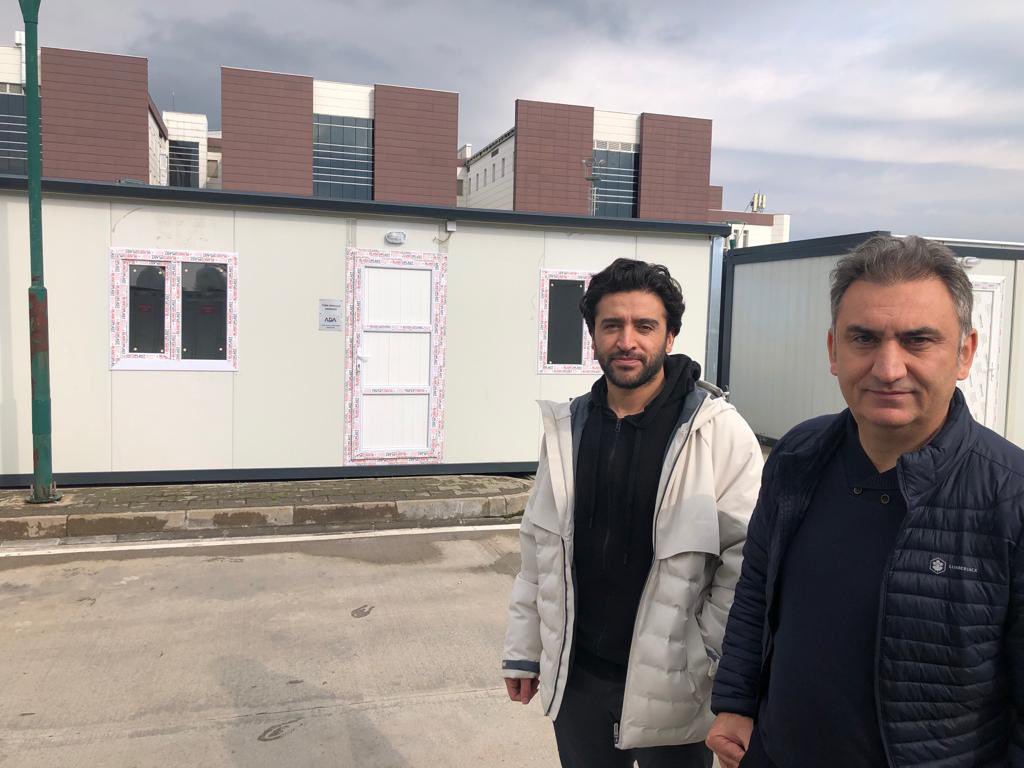 Bu zor günümüzde konteyner desteğinde bulunarak yanımızda olan <a href="/Uroturk/">Türk Üroloji Derneği</a> ‘e ve katkısı olan herkese çok teşekkür ediyor şükranlarımızı sunuyoruz.