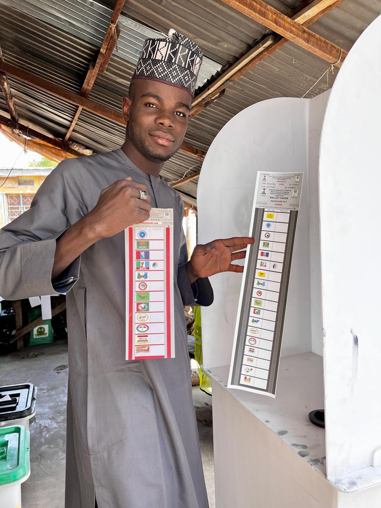 comrademahmud's tweet photo. Alhamdulillah 

I have casted my vote to the most deserving Governor @ProfZulum and Hon. KTK.

As earlier promised, my polling unit will surely be delivered to Zulum and APC 💯.

#BornoDecides
#Zulum4+4Assured

@KashimSM @kujarima @EngrBababe @DanBorno @ https://t.co/oxcRhExw0y